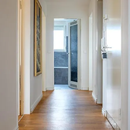 Urban Apartment